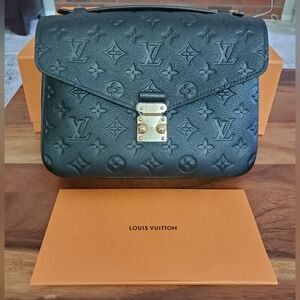 Louis Vuitton Empreinte Leather Pochette Metis Bag